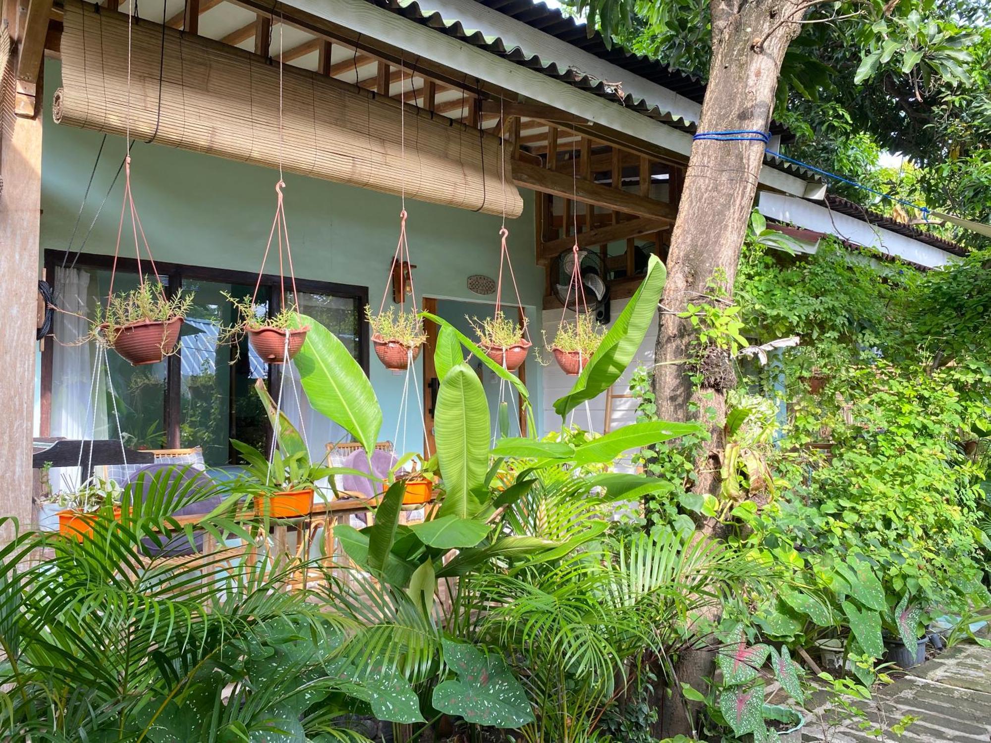 Marta House Gili Air Hotel Екстериор снимка