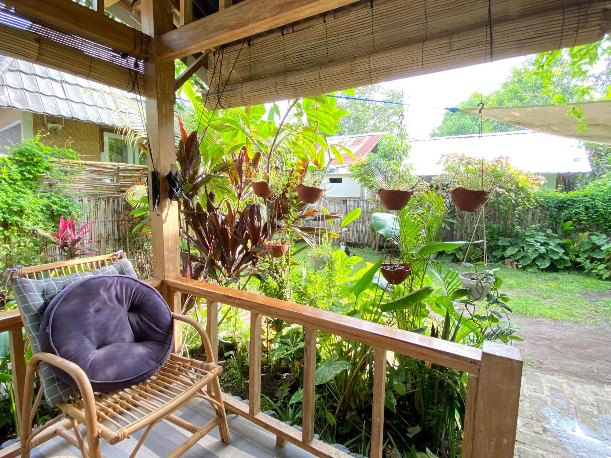 Marta House Gili Air Hotel Екстериор снимка